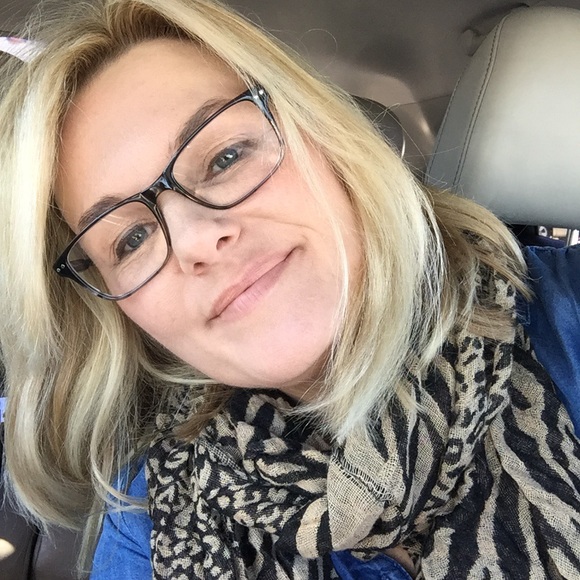 Meet your Posher - Picture 1 of 1